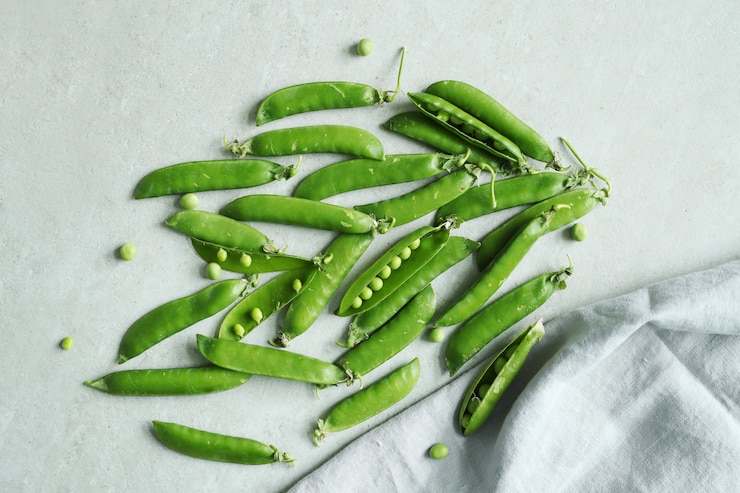 How to Grow Peas: A Complete Guide to Pea Pods