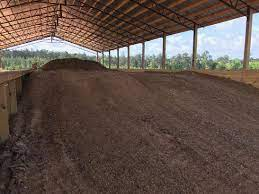 Best Practices for Storing Chicken Manure