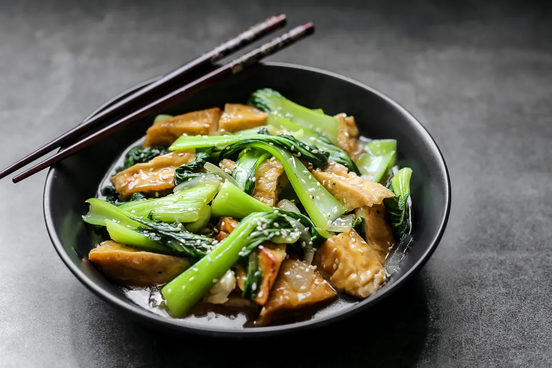 Pairing Bok Choy with Other Ingredients in Stir Fry Dishes